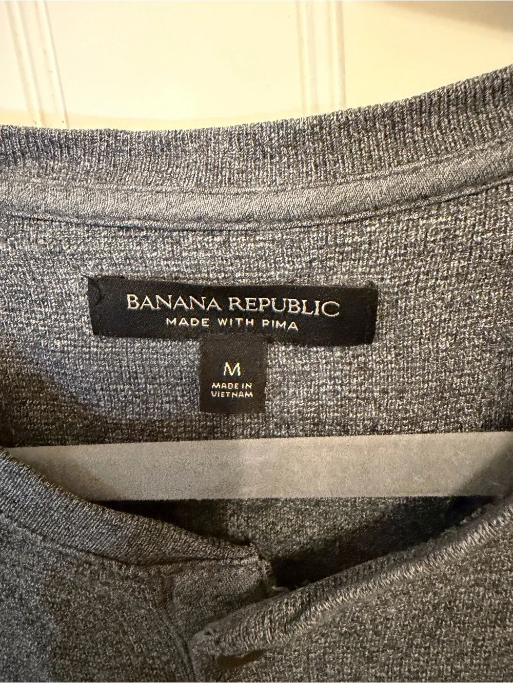 Banana Republic Pima Cotton Henley Shirt Gray Long Sleeve Men’s M